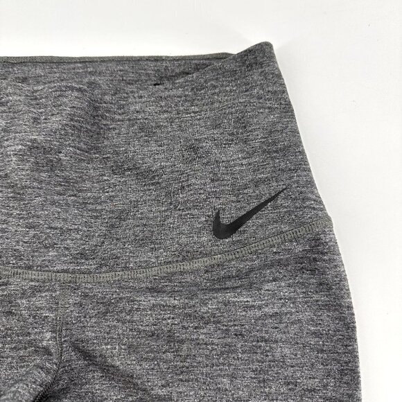 Nike Dri-Fit Grey 3/4 Length Leggings Venting in the back Size Small - Picture 2 of 13